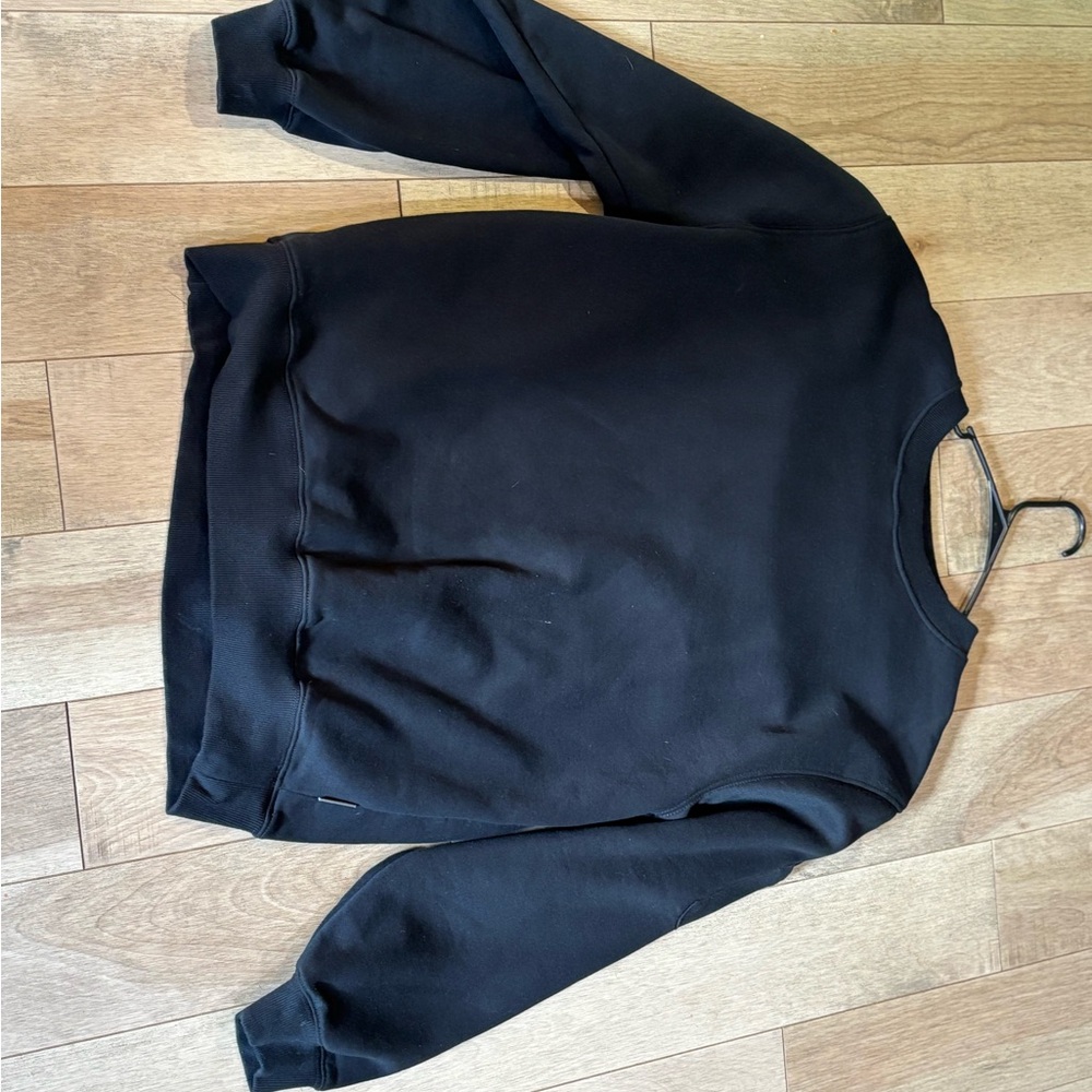 Classic Black Heavy Sweatshirt